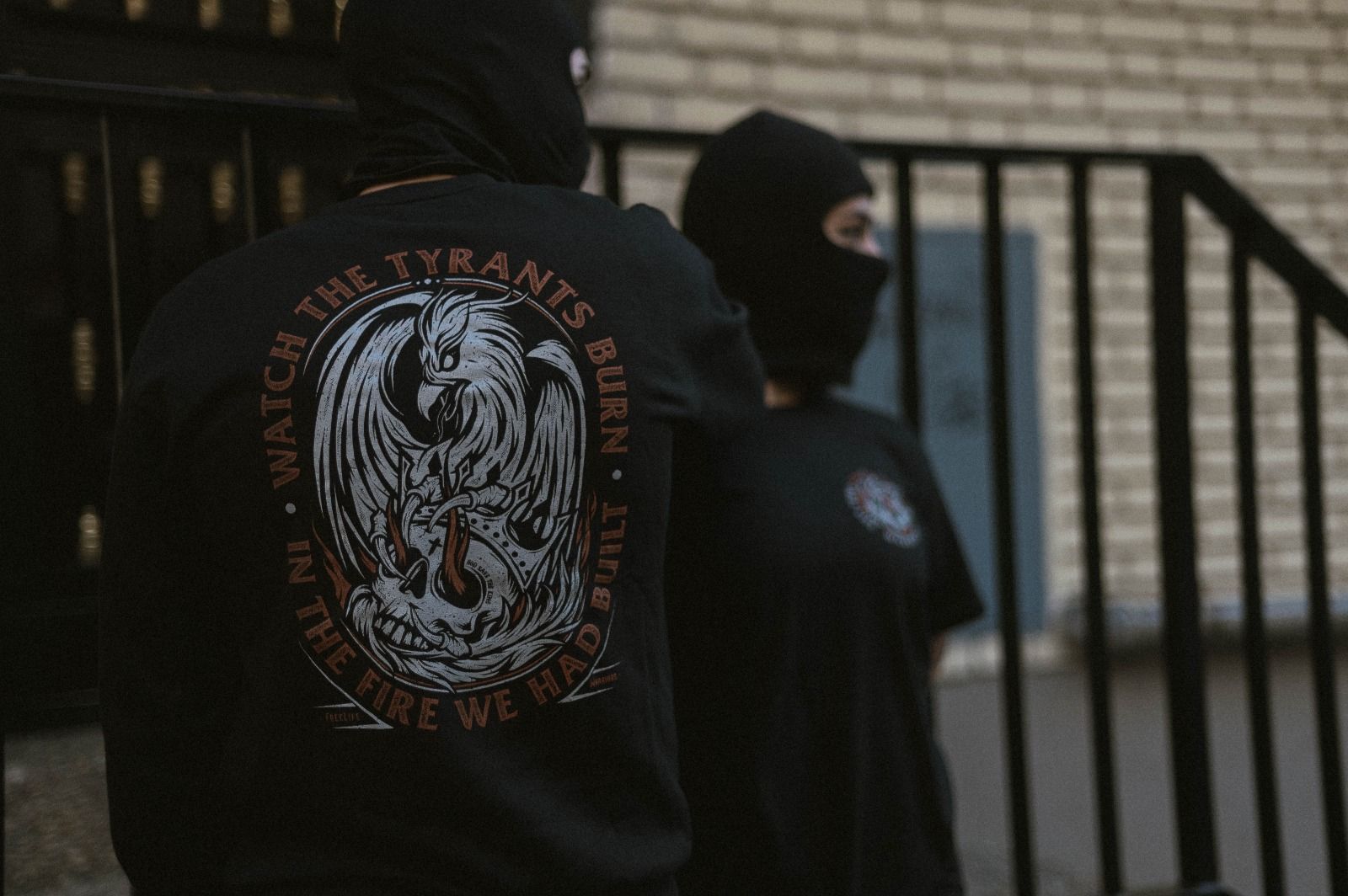 Camiseta FreeLife "Watch The Tyrants Burn"