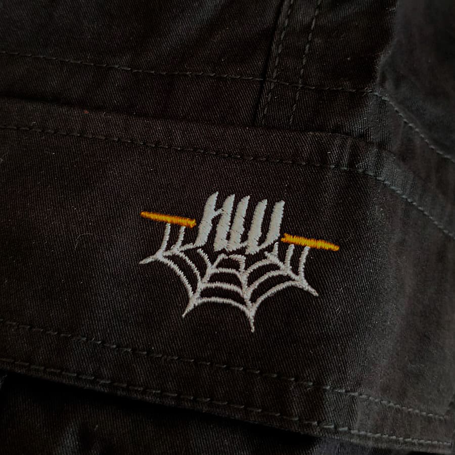 Pantalón Corto Hard Way "Bordado Telaraña" - Imagen 2